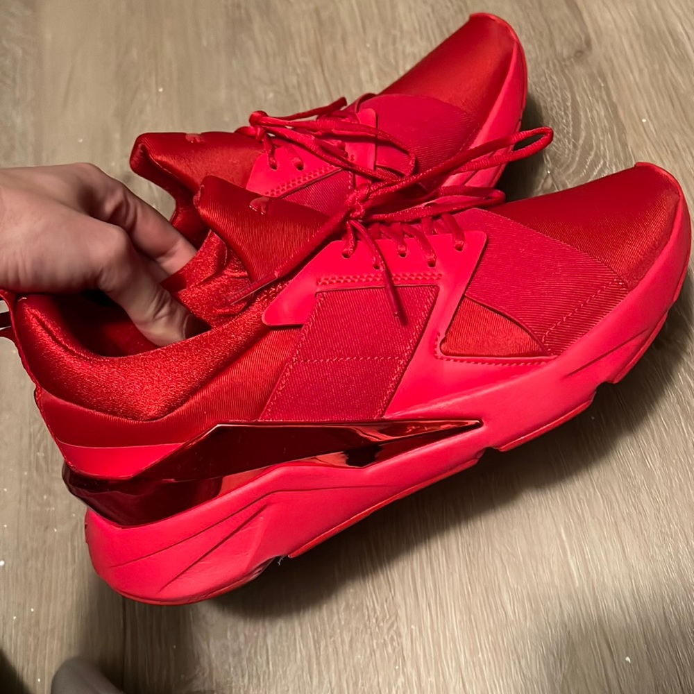 Puma Sneakers